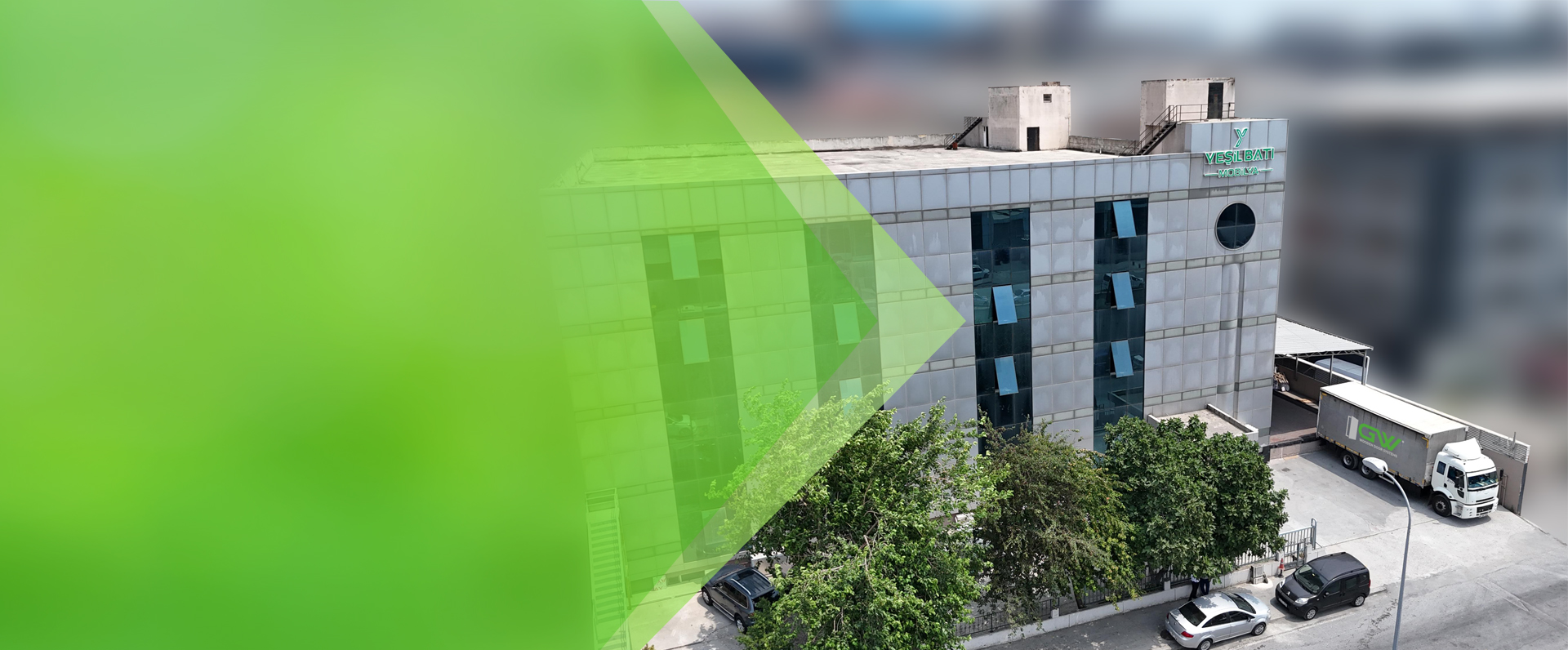 “Her Detayı Kendi <br/> Fabrikamızda Özenle Üretiyoruz”